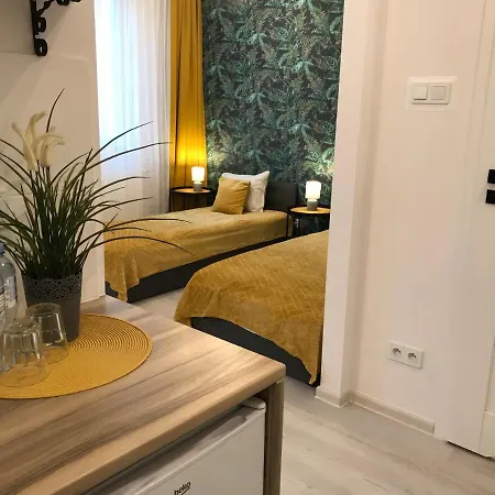 Apartamenty Brzeska 10 Varsovia Exterior foto